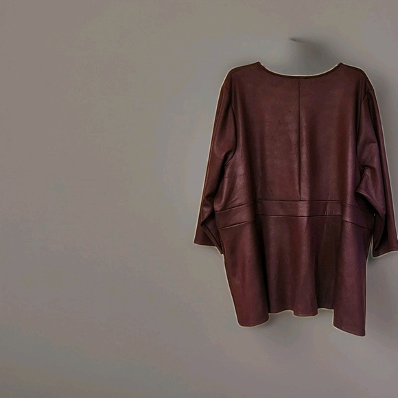 Women Lane Bryant Classic 3/4 Sleeve Crew Neck Scuba plum Top Size 34/36 NWT - Picture 2 of 6